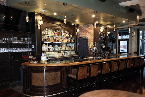 Bar (di hartanah)