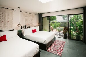 1 bedroom, premium bedding, in-room safe