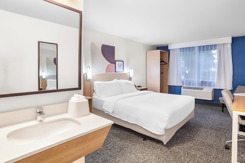 Spark by Hilton - Kent, Seattle