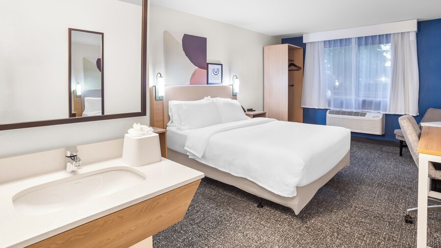 Spark by Hilton - Kent, Seattle