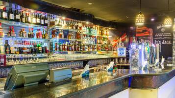 3 bars/lounges, poolside bar