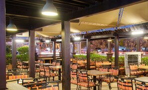 Restaurant - Avenue Hotel (Dubai)