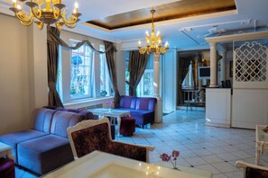 Reception - Avicenna Hotel - Special Class (Istanbul)