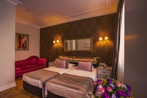 1 quarto, roupas de cama premium, frigobar, cofres nos quartos