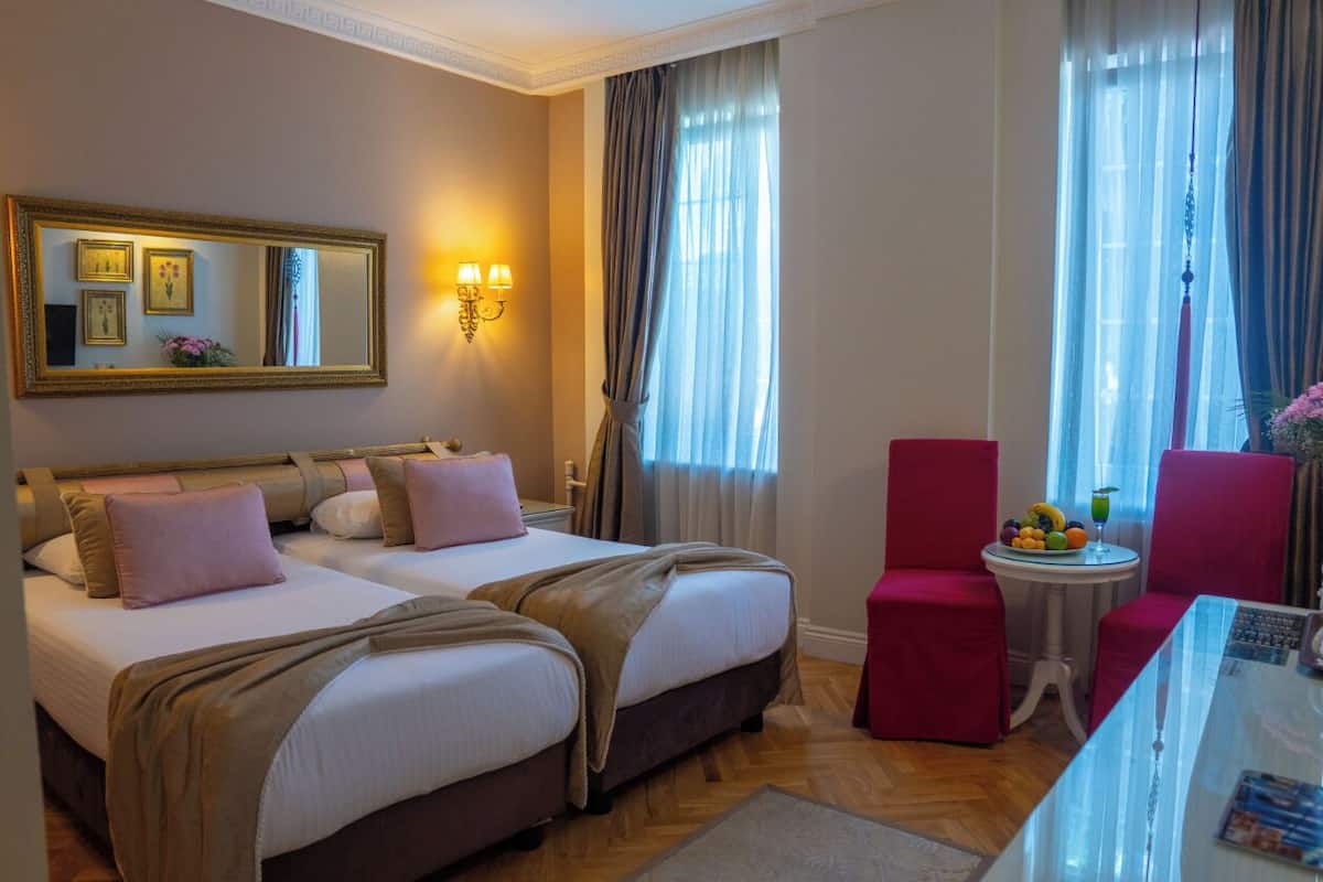 1 quarto, roupas de cama premium, frigobar, cofres nos quartos