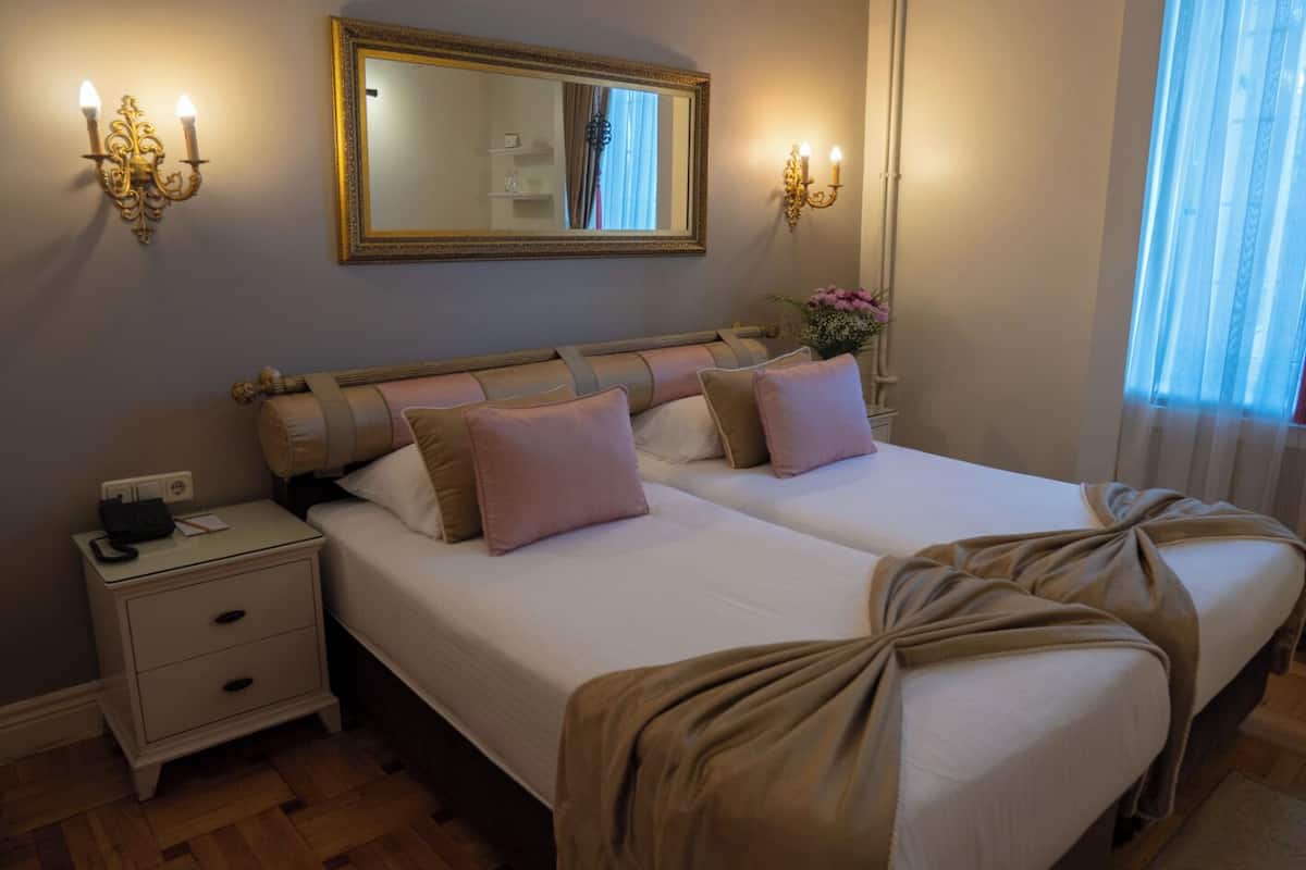 1 quarto, roupas de cama premium, frigobar, cofres nos quartos