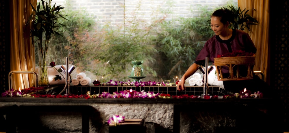 Banyan Tree Lijiang by null