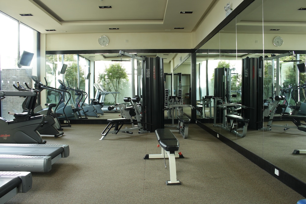 Banyan Tree Lijiang by null