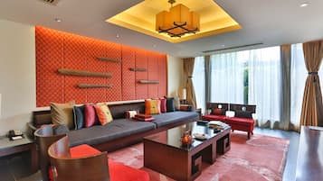 三臥室山景按摩池別墅 (按摩池水溫需提早4--8小時加熱) | 1 間臥室、高級寢具、迷你吧、客房內保險箱