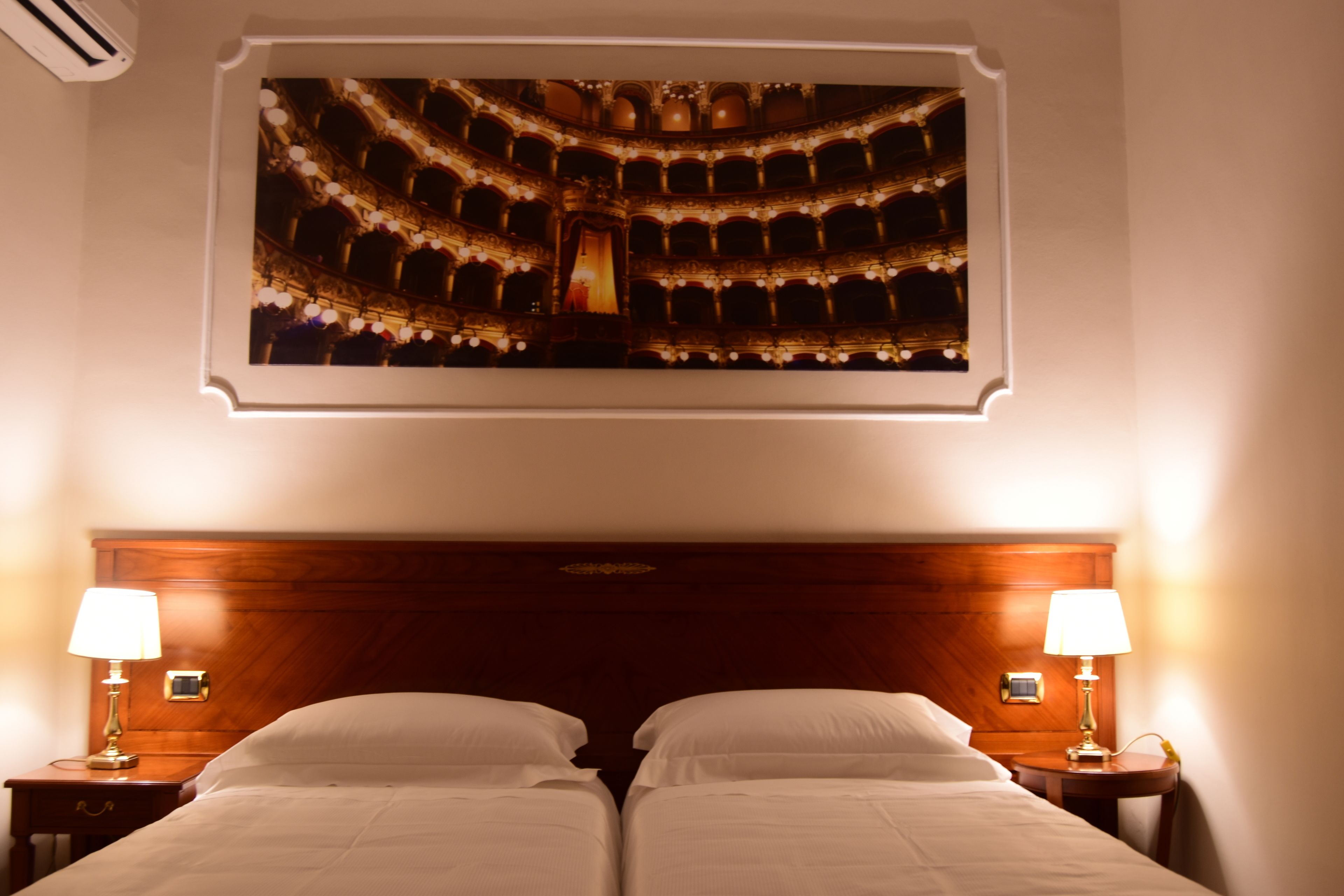 standard double or twin room | 1 bedroom, hypo-allergenic bedding, minibar, in-room safe