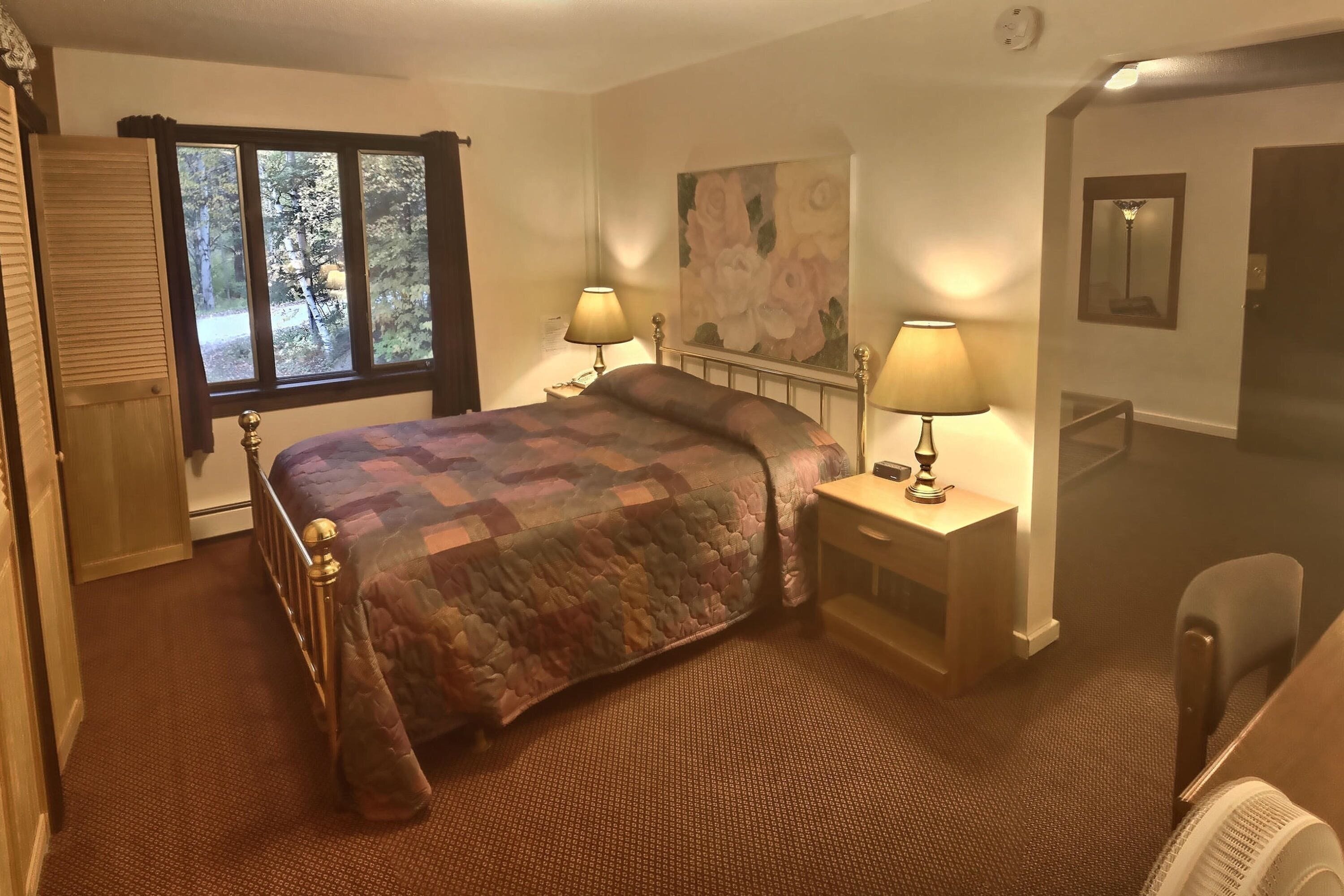 standard suite, multiple bedrooms | individually decorated, individually furnished, free cots/infant beds