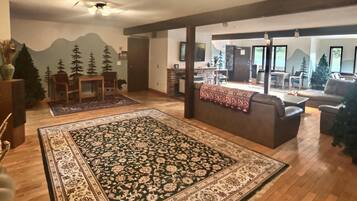 ロビー応接スペース