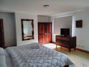 Two bedroom Villa with Private Pool | 高档床上用品、遮光窗帘、免费 WiFi