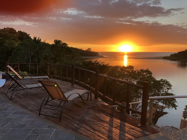 Sun deck