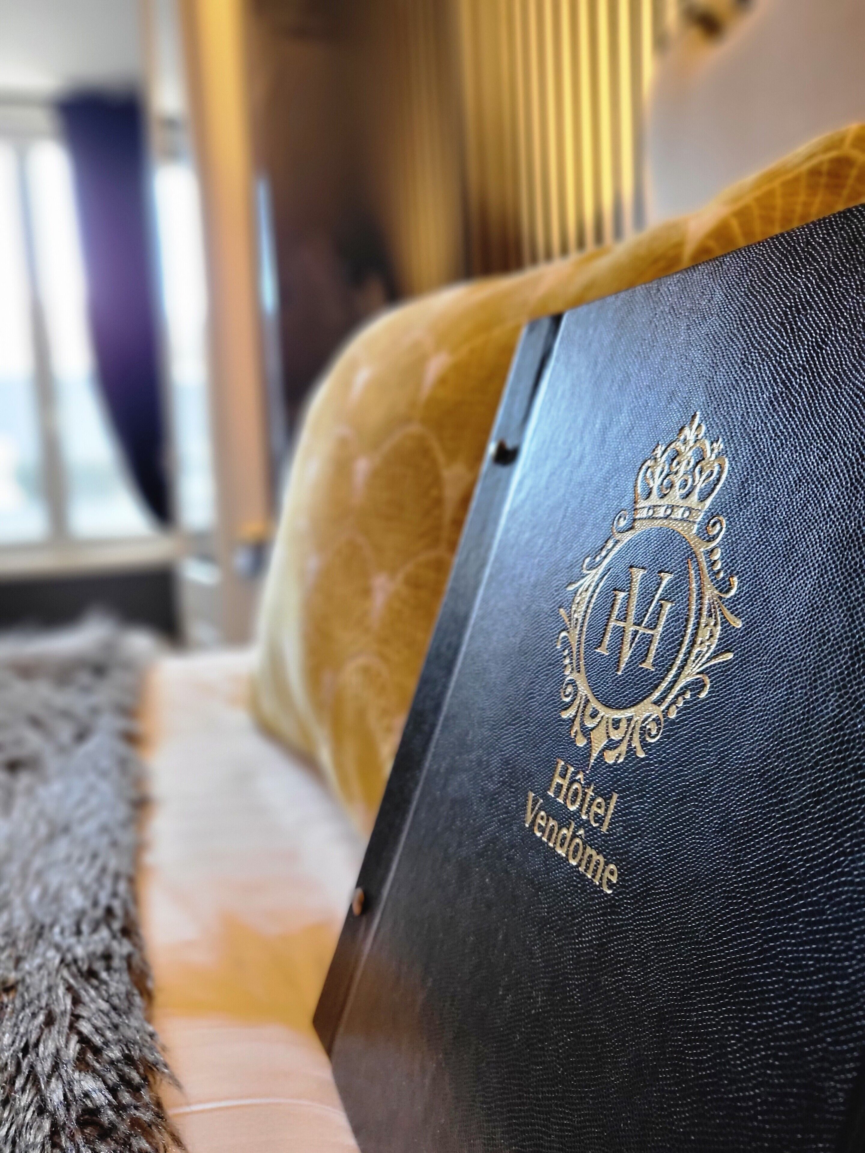 premium twin room, 2 single beds | 1 bedroom, premium bedding, desk, soundproofing