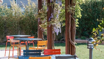 Breakfast, dinner served; French cuisine, pool views