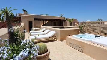 Junior Suite terrace and Jetted Tub | Roupas de cama de algodão egípcio, roupas de cama premium