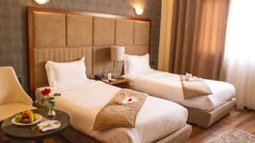 Chambre Standard avec lits jumeaux | Literie de qualité supérieure, minibar, coffres-forts dans les chambres
