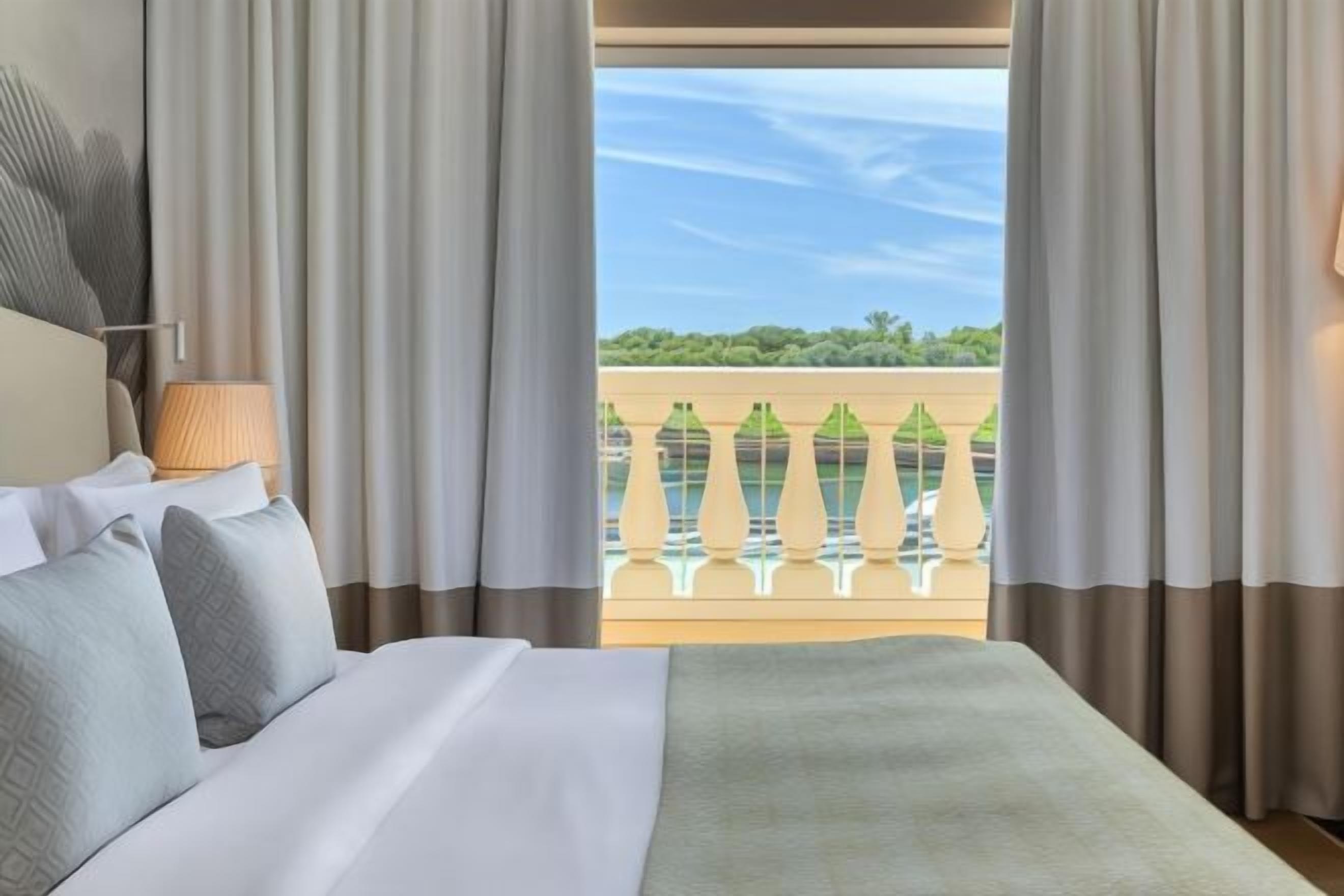 Literie de qualité supérieure, couette en duvet d'oie, minibar