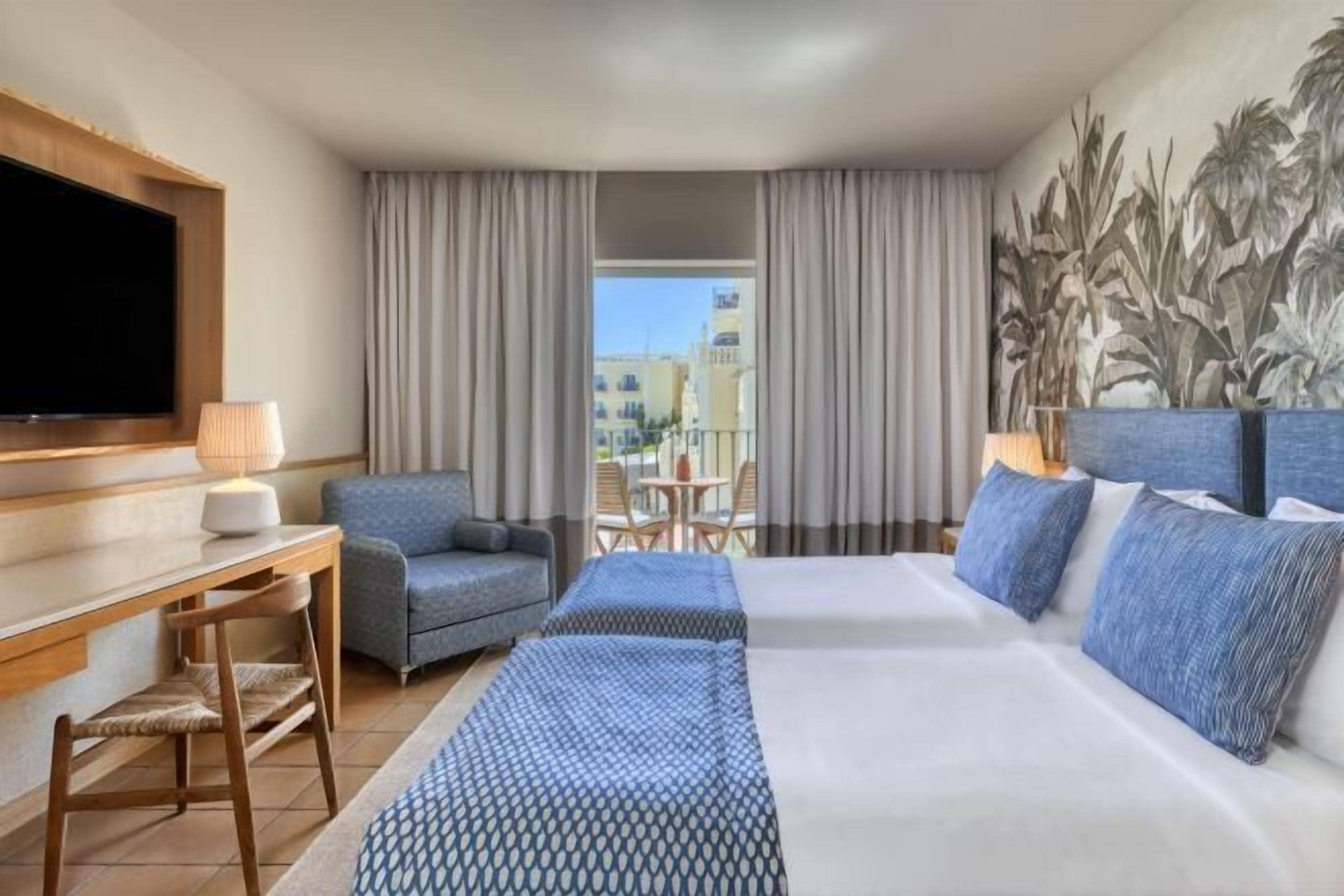 Literie de qualité supérieure, couette en duvet d'oie, minibar