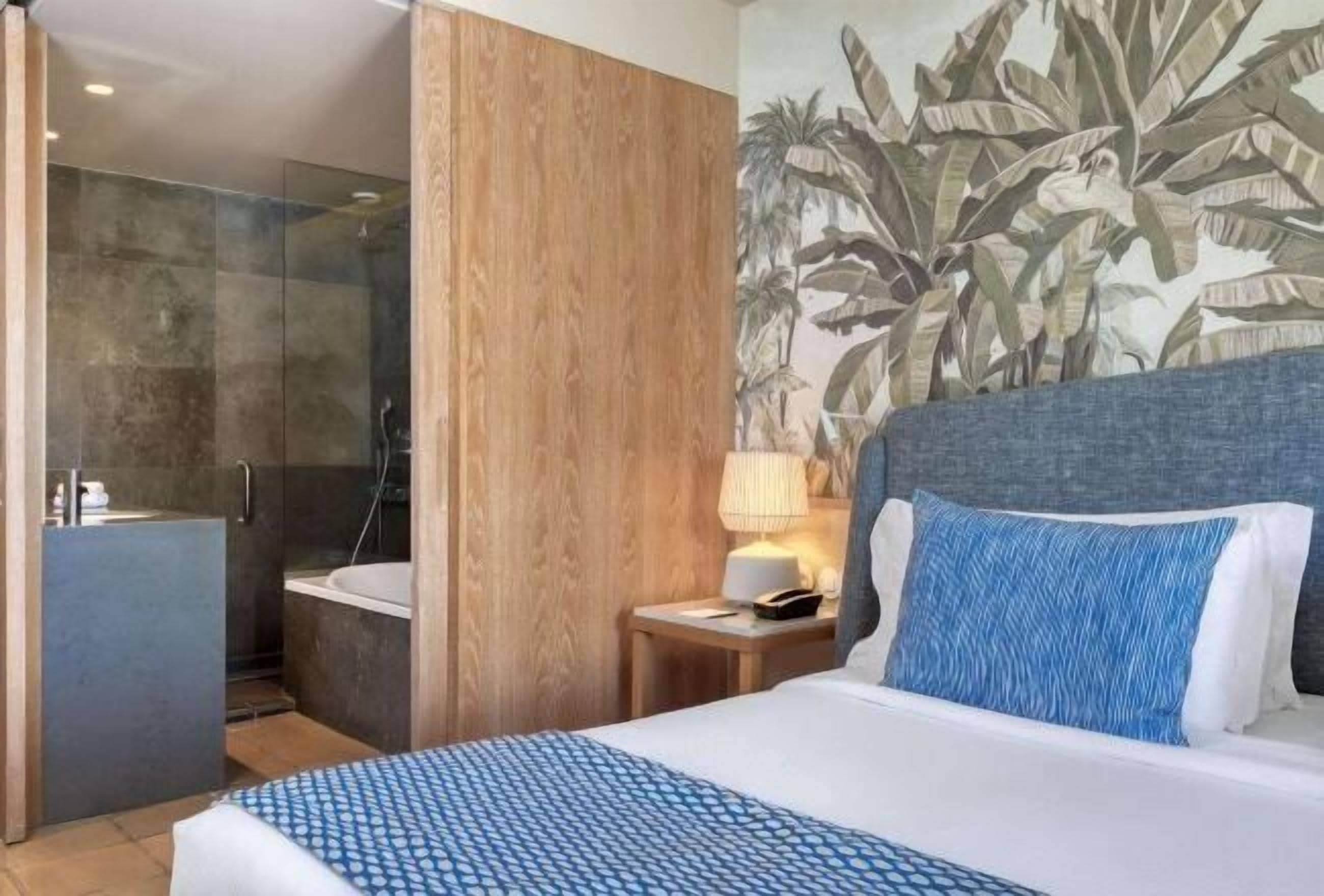 Literie de qualité supérieure, couette en duvet d'oie, minibar