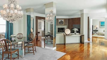 Ropa de cama de alta calidad, edredón y minibar