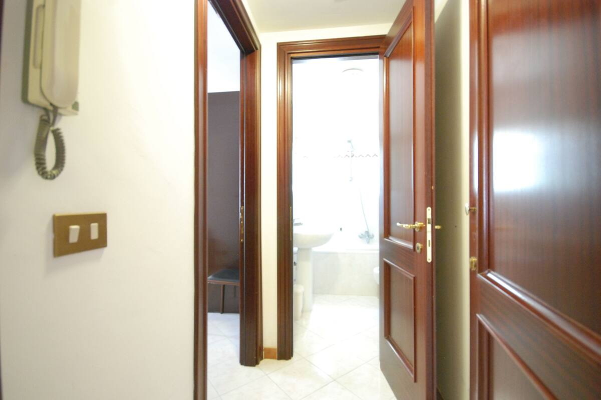 Standard Double Room | Desk, WiFi (free), bed sheets