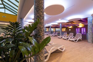 Body treatments, aromatherapy, Swedish massages, Thai massages