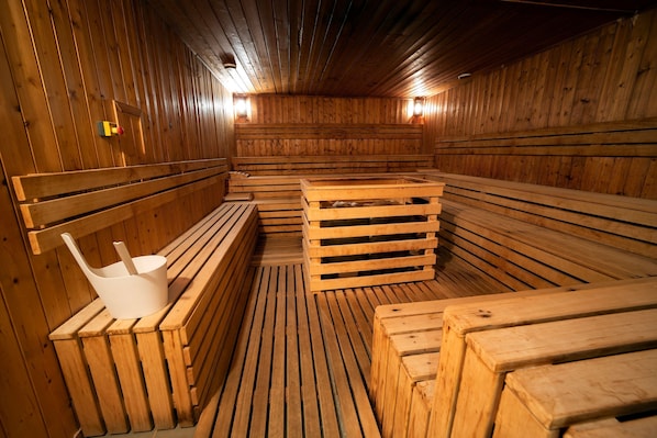 Körperbehandlungen, Aromatherapie, klassische Massagen, Thai-Massagen