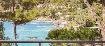 아크로티리 비치 리조트 & 스파, 어른 친화적