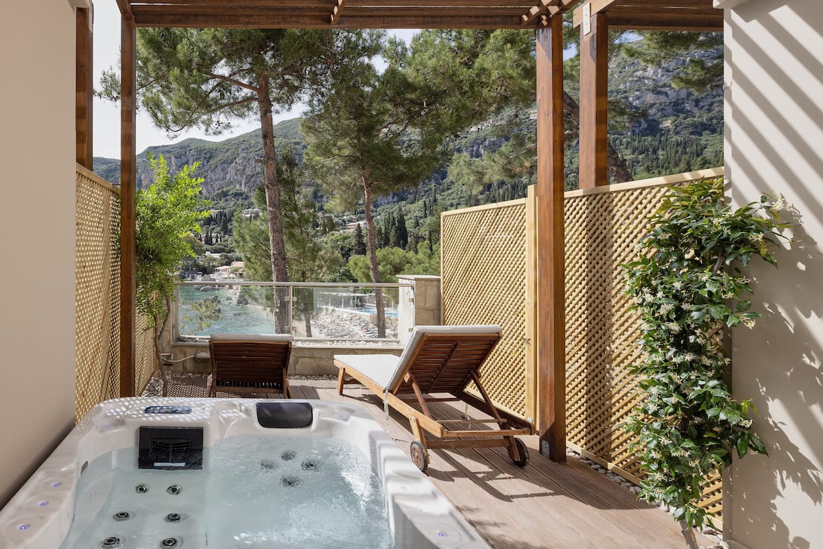 Double or Twin Room (Private Deck) | 1 bedroom, in-room safe, blackout curtains, free WiFi