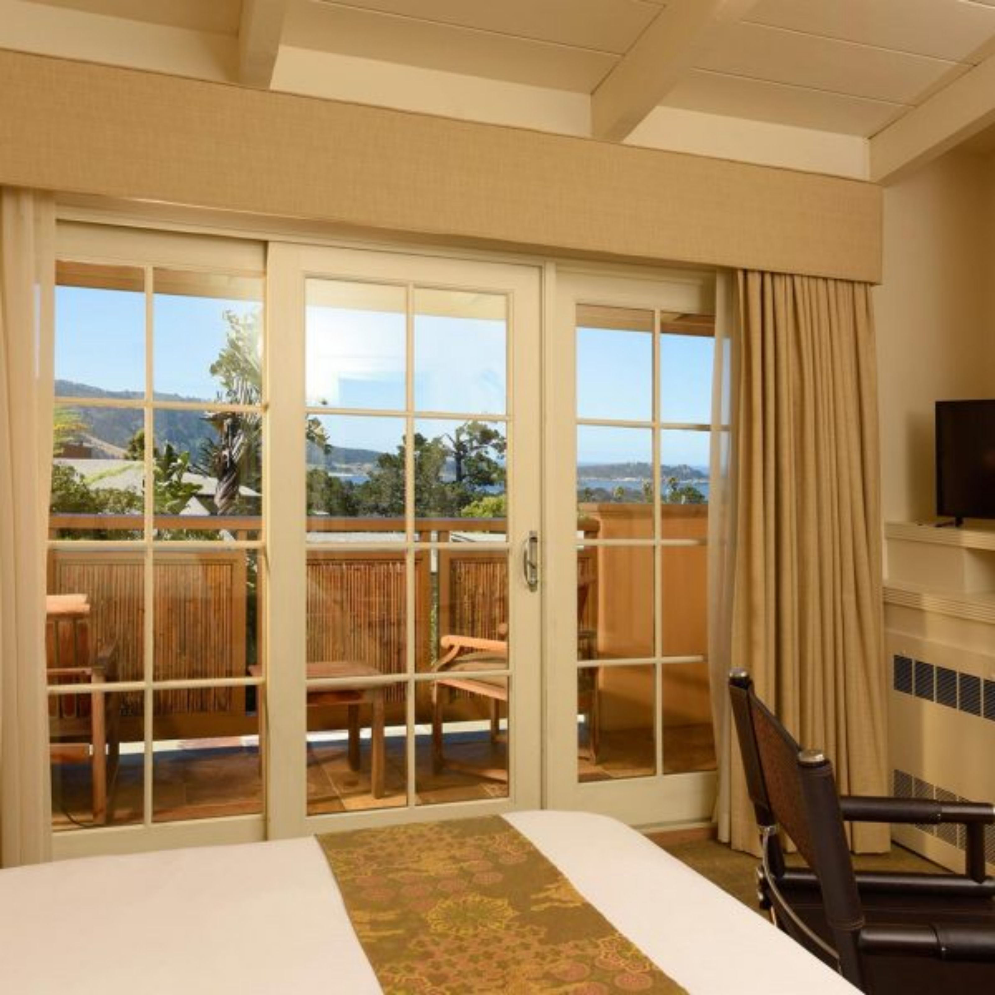 room, private bathroom (poets suite) | premium bedding, pillow-top beds, in-room safe, iron/ironing board