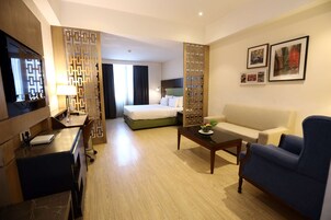 1 habitación y artículos del minibar gratis 