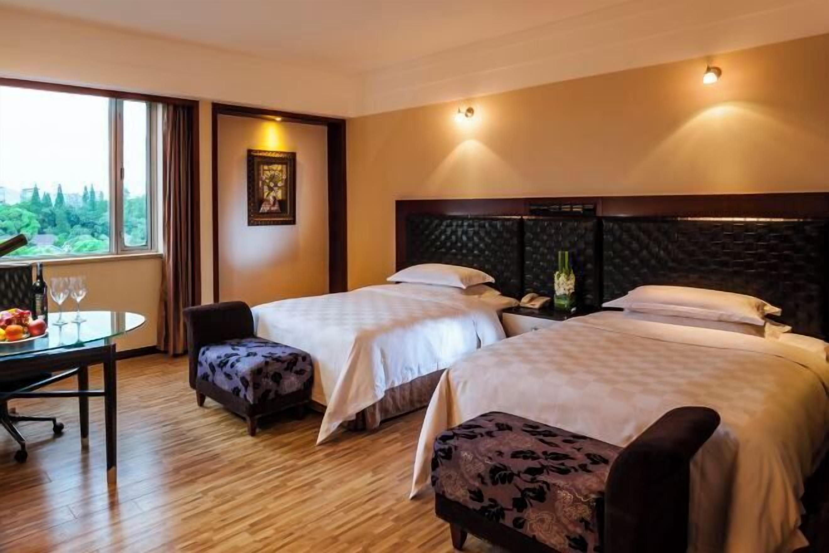 Minibar, in-room safe, desk, blackout curtains