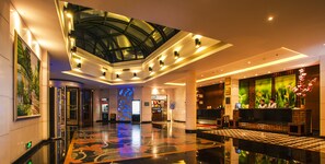 Lobby - Grand Skylight Gardens Hotel Shanghai (Shanghai)