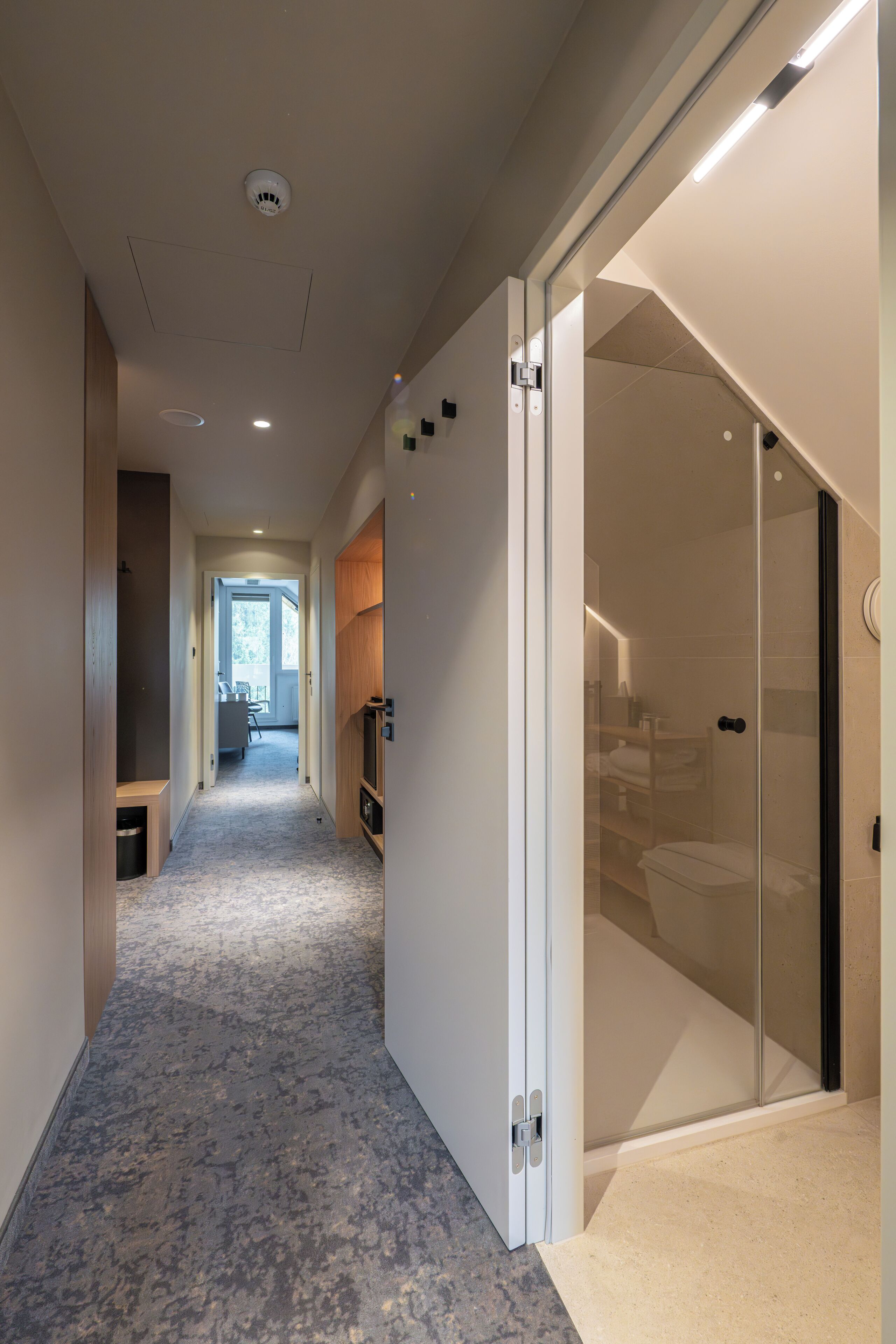 family room | 1 bedroom, in-room safe, desk, blackout curtains