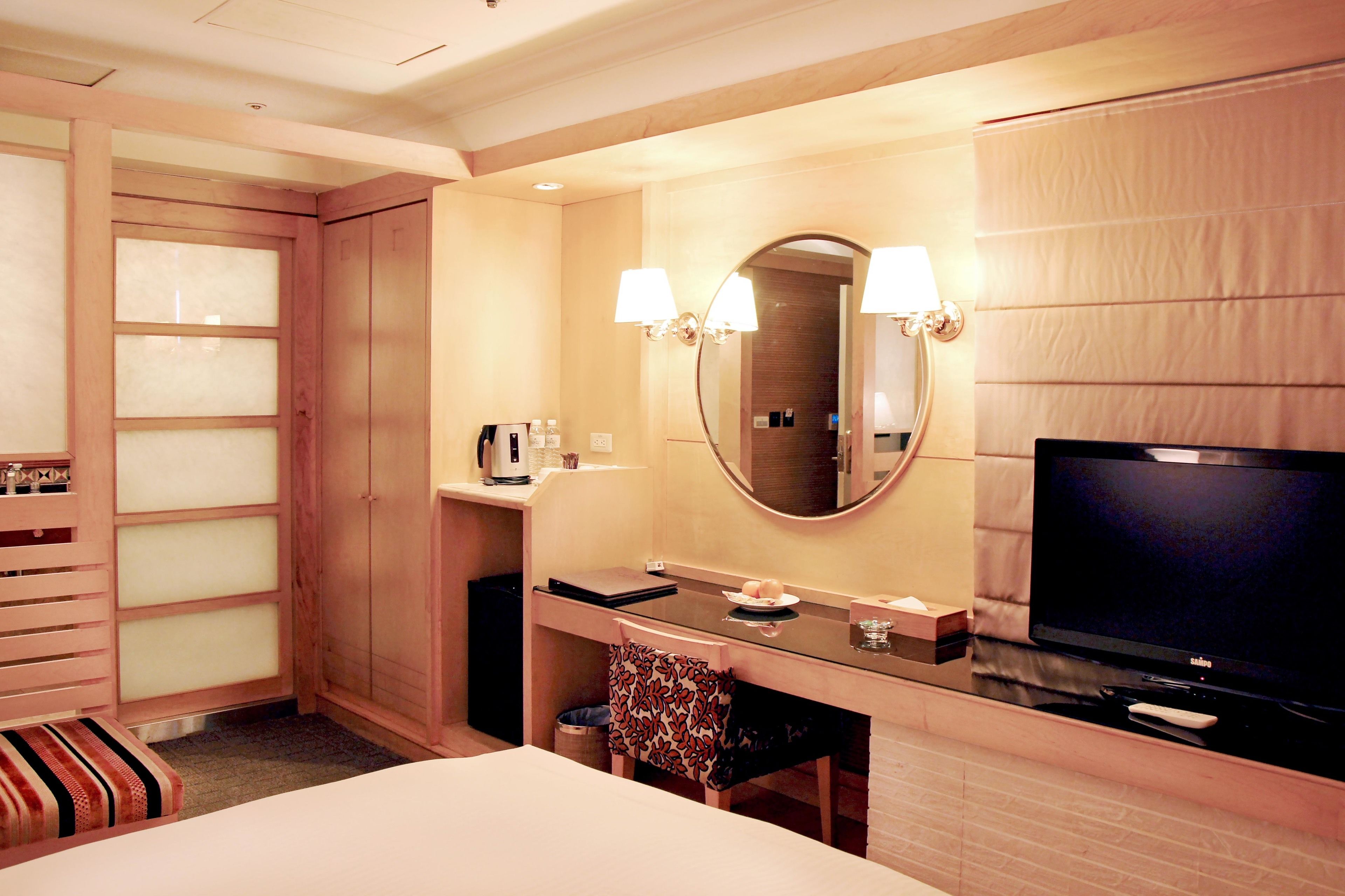 Standard Double Room, No Windows | Pillowtop beds, in-room safe, individually decorated