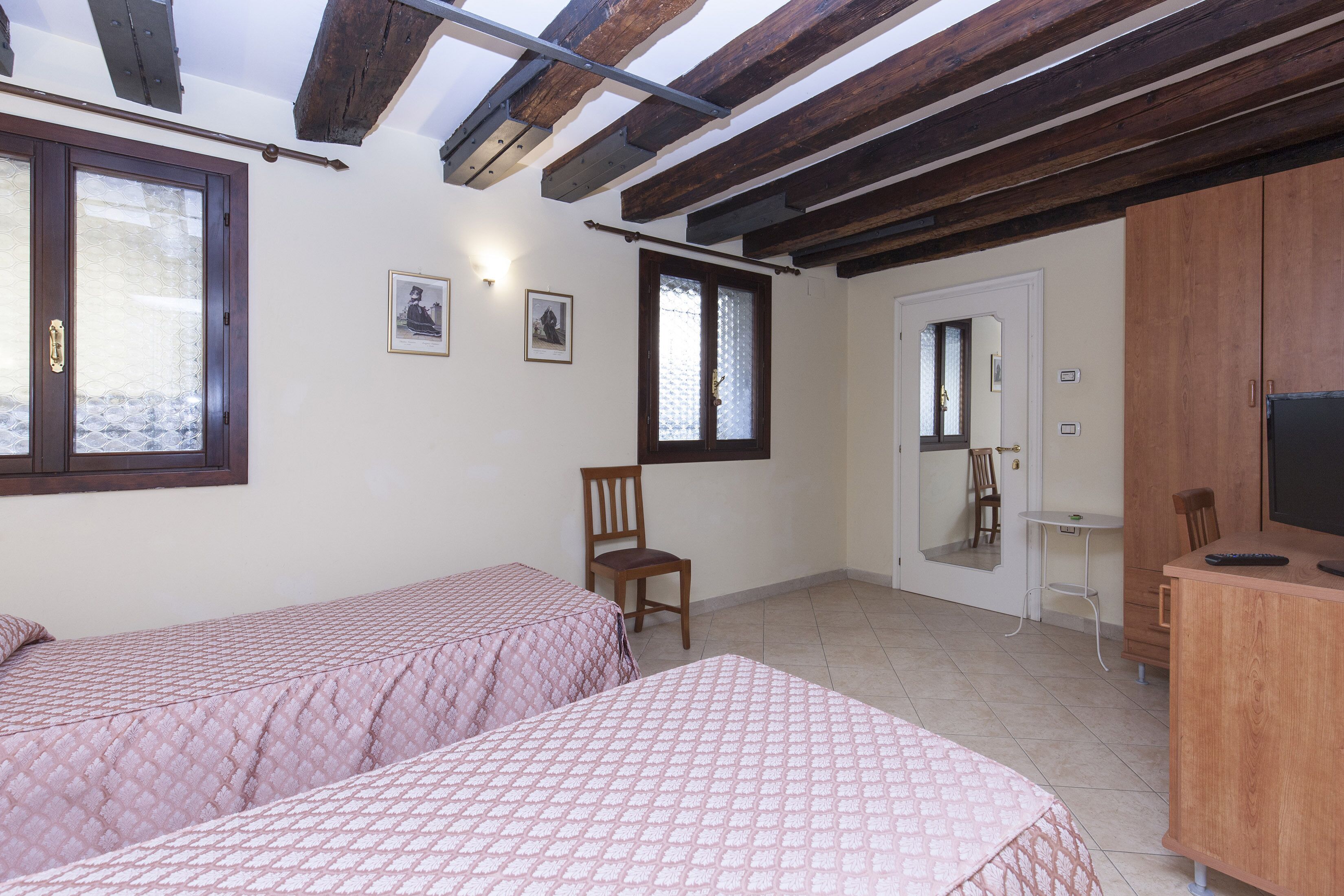 Classic Double or Twin Room