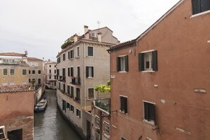 إطلالة الغرفة