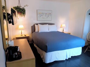 Individually decorated, individually furnished, soundproofing - The Cozy Inn (St. Augustine)