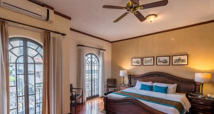 Hotel Colonial