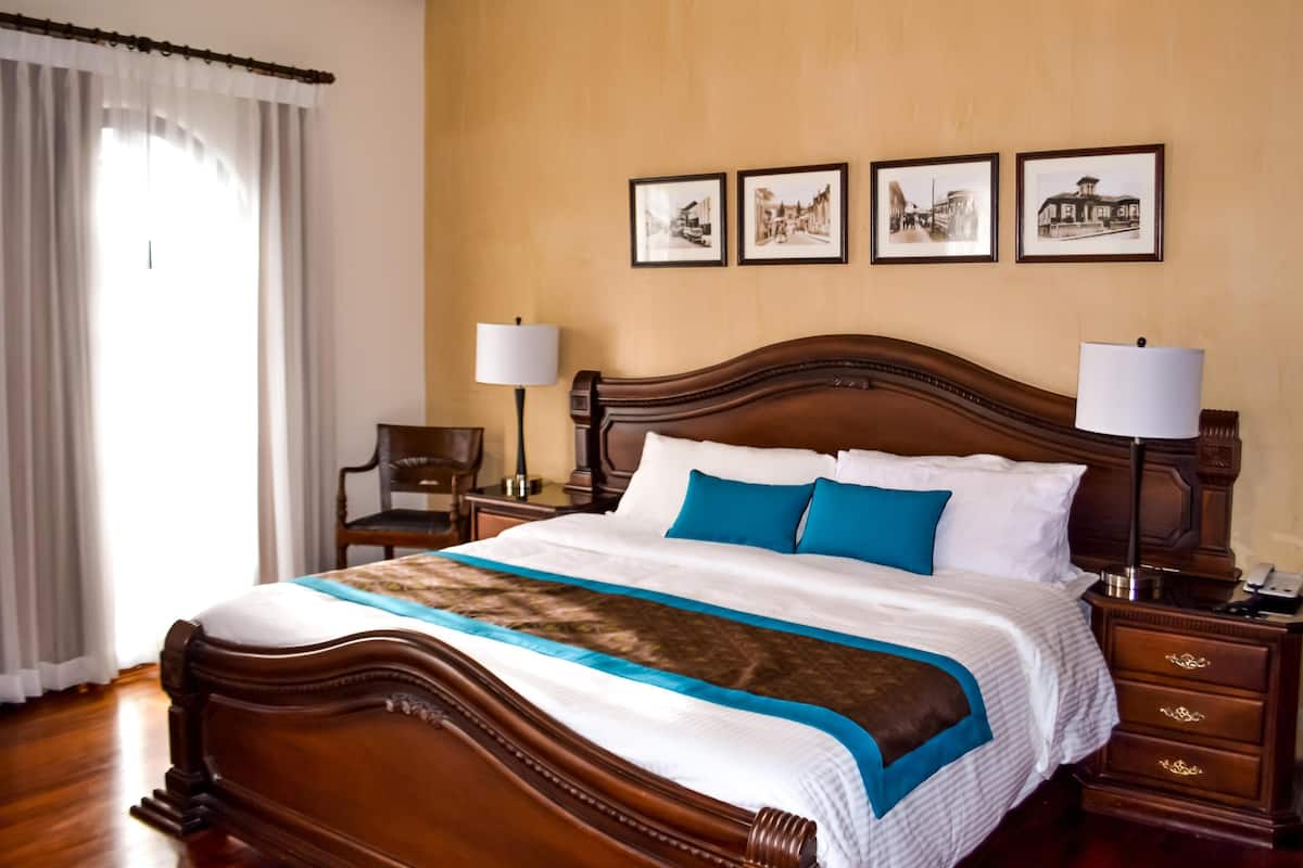 Desk, free WiFi, bed sheets, wheelchair access