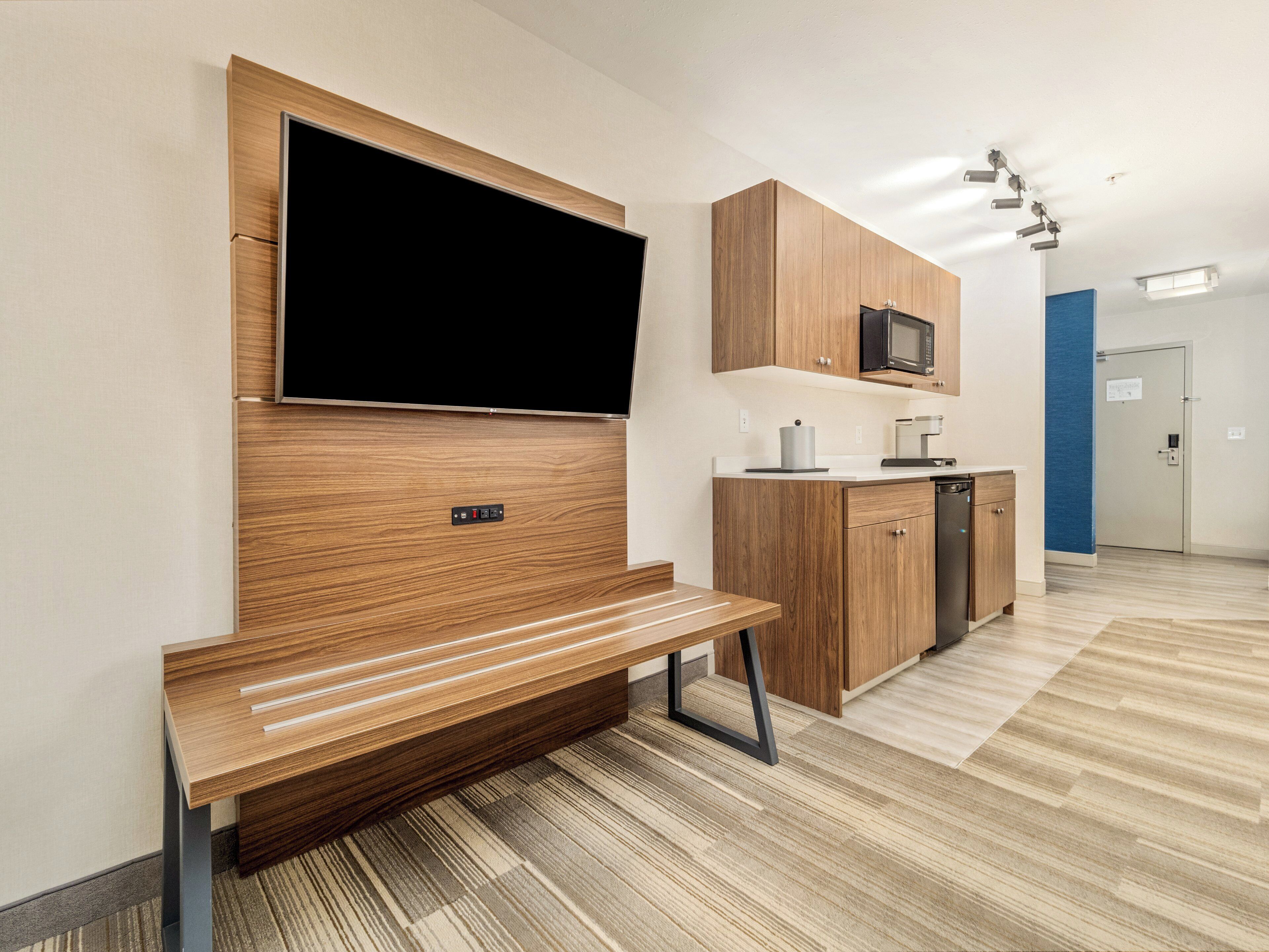 suite, multiple beds | 1 bedroom, premium bedding, pillow-top beds, in-room safe