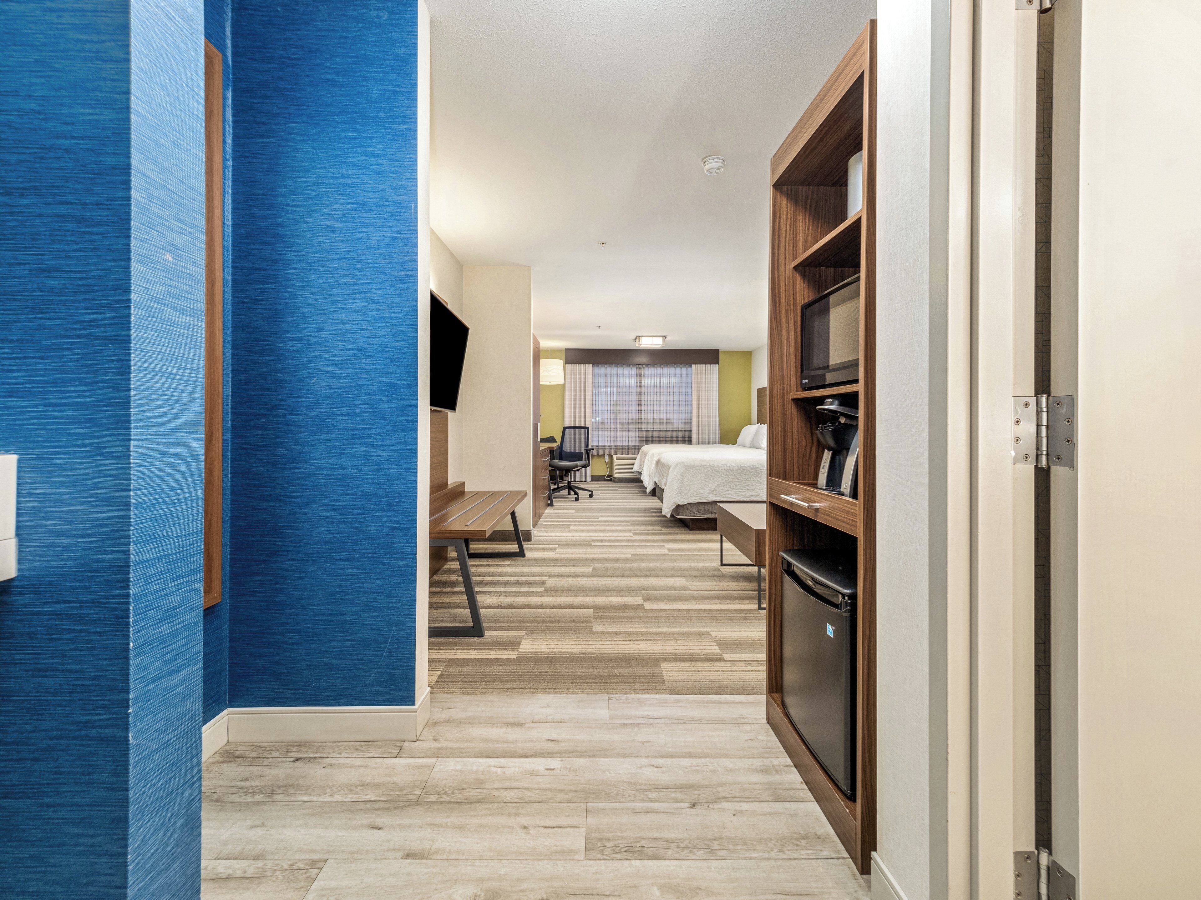 Premium bedding, pillow-top beds, in-room safe, desk