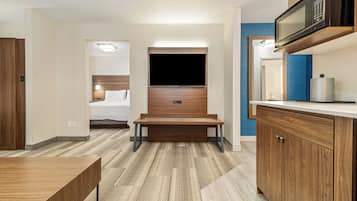 Premium bedding, pillow-top beds, in-room safe, desk