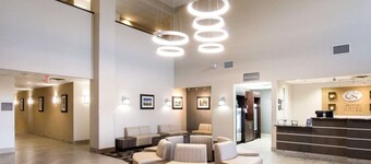 圣安杰罗大学附近凯富全套房酒店