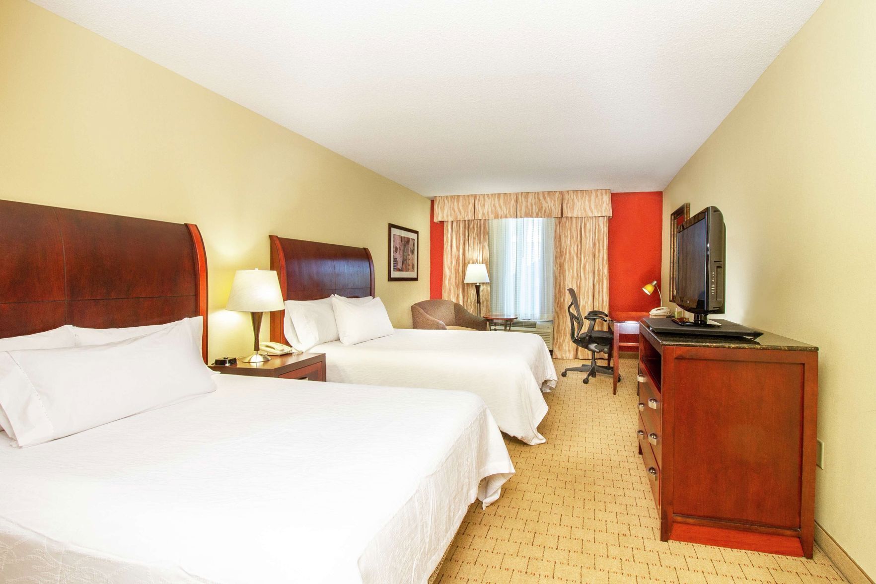 In-room safe, desk, iron/ironing board, free WiFi
