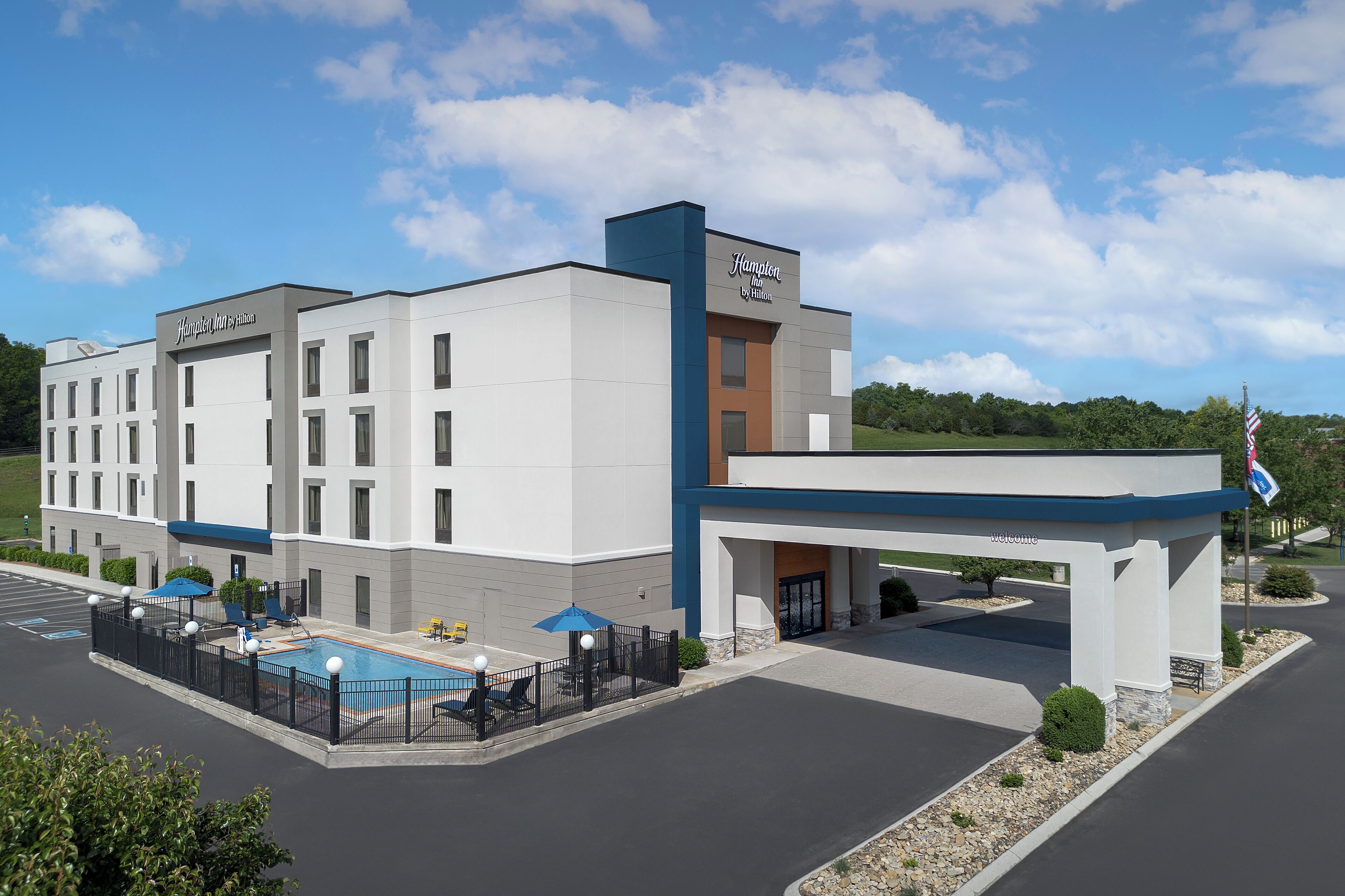Photo - Hampton Inn Lenoir City