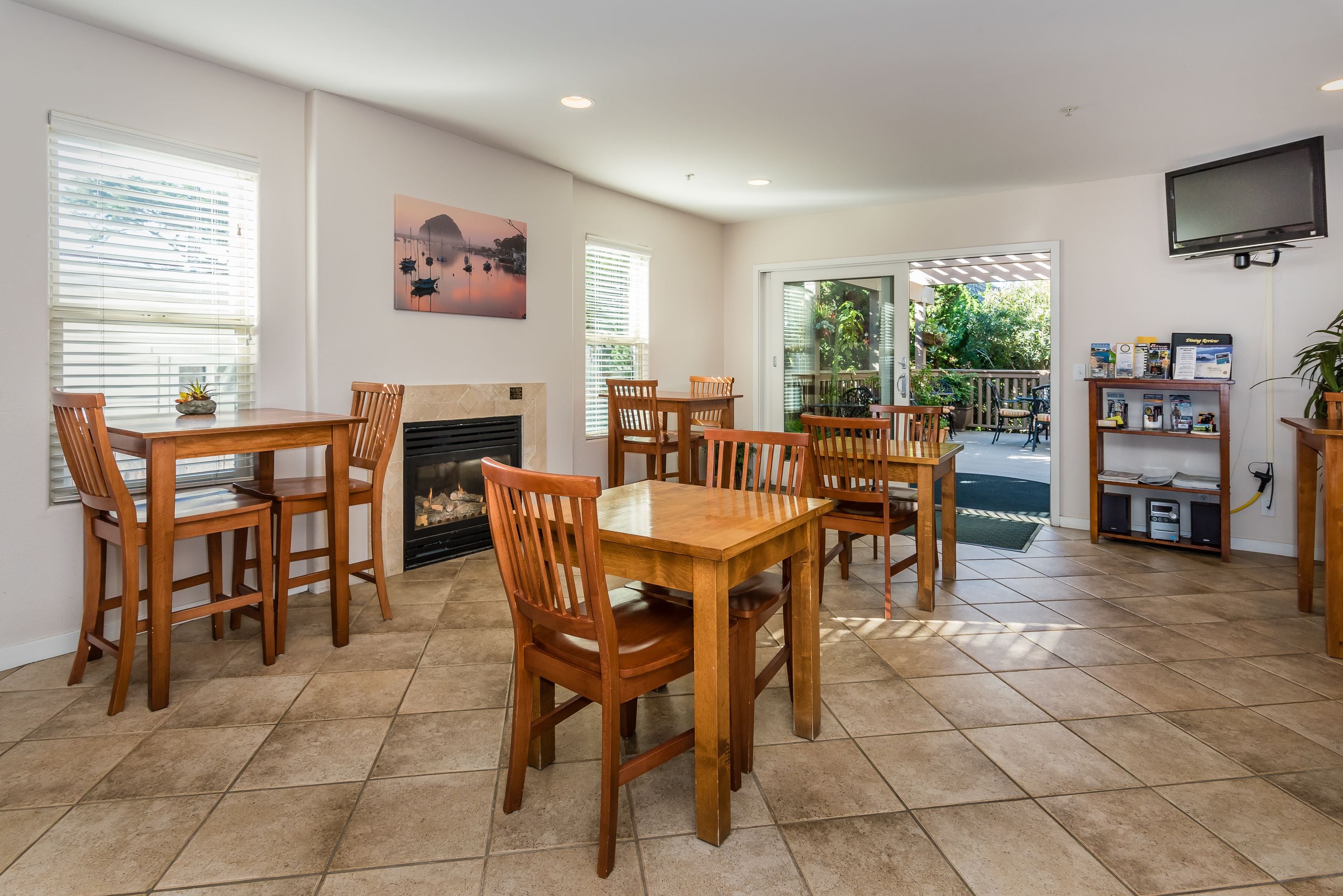 free daily continental breakfast