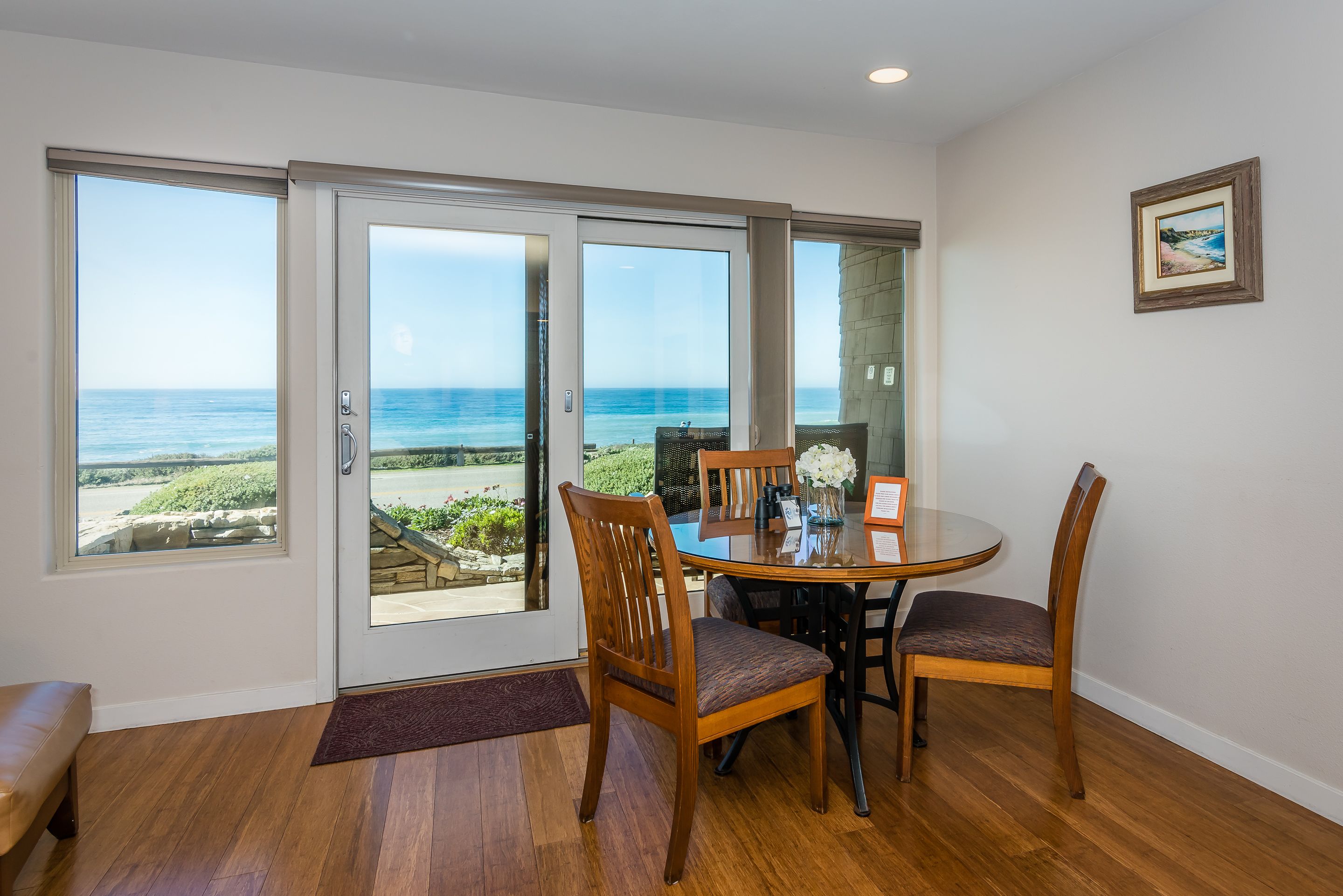 Deluxe Room, 1 King Bed, Patio, Ocean View | Beach/ocean view